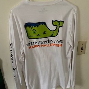 White long sleeve vineyard vines Halloween whale
